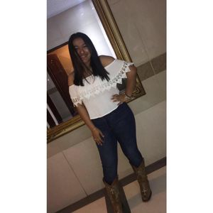 Meet your Posher, Paola